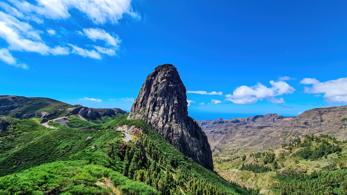 Paisaje del Parque Nacional de Garajonay, Patrimonio Mundial en La Gomera Fuente: Civitatis Paisaje del Parque Nacional de Garajonay, Patrimonio Mundial en La Gomera