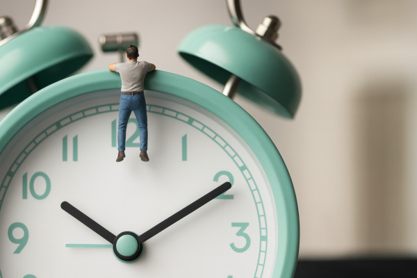Cambio de hora en octubre: ¿dormiremos una hora más o una menos en España?