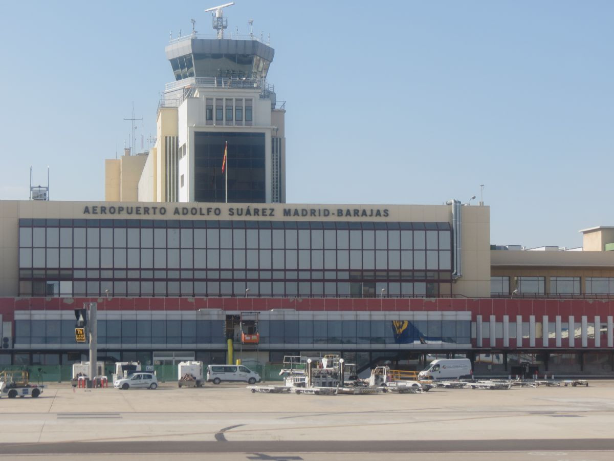 Aeropuertos de Barajas y El Prat tendrán hoteles de 300 habitaciones y concesión de 75 años