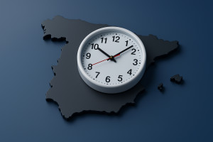 Cambio de hora 2025: solo tres comunidades españolas viven con la hora que les corresponde