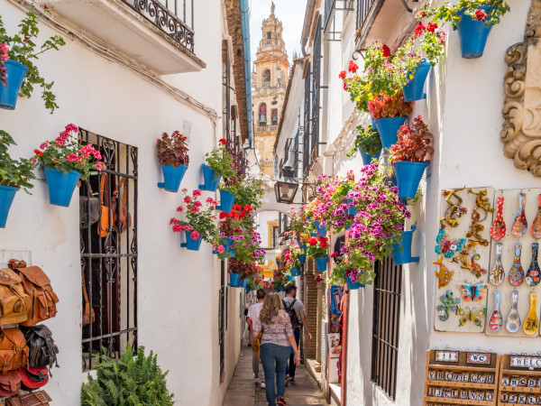 El Puente de la Hispanidad dispara la ocupación hotelera en Andalucía