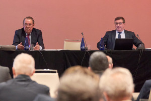 La Mesa del Turismo alerta de que la actitud del Gobierno con Europa amenaza la competitividad turística