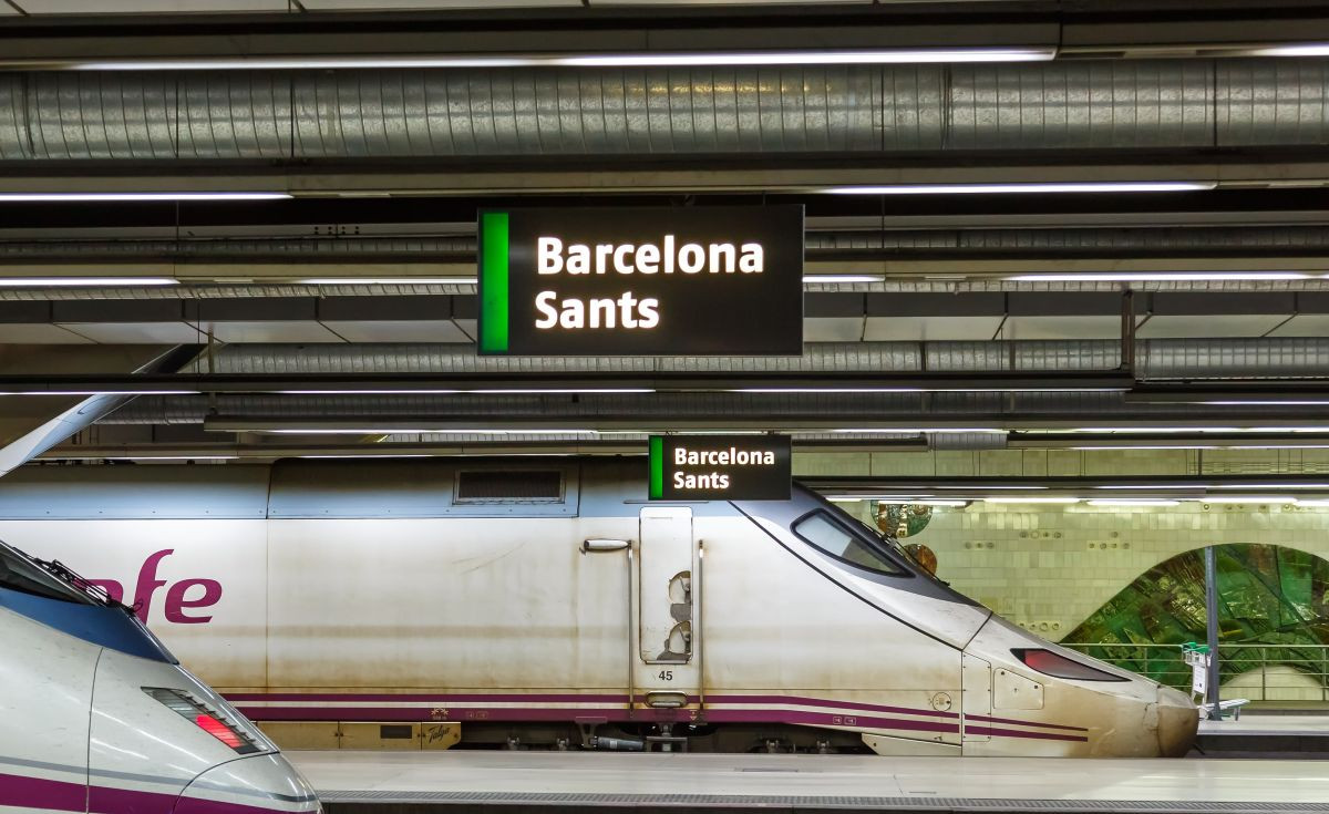 DANA Alice: trenes del Corredor Mediterráneo suspendidos y más de 3.000 viajeros afectados
