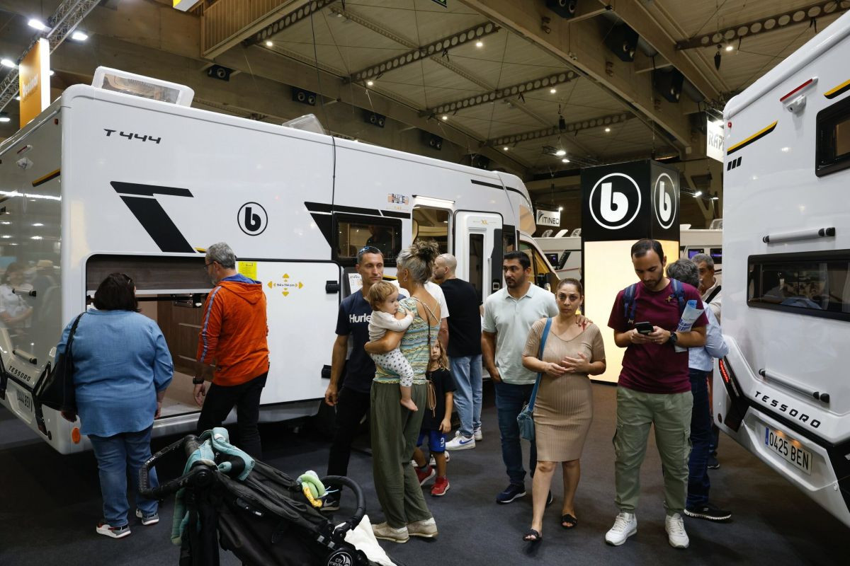 Salón del Caravaning recibe 60.000 visitantes: autocaravanas seducen a familias y viajeros jóvenes