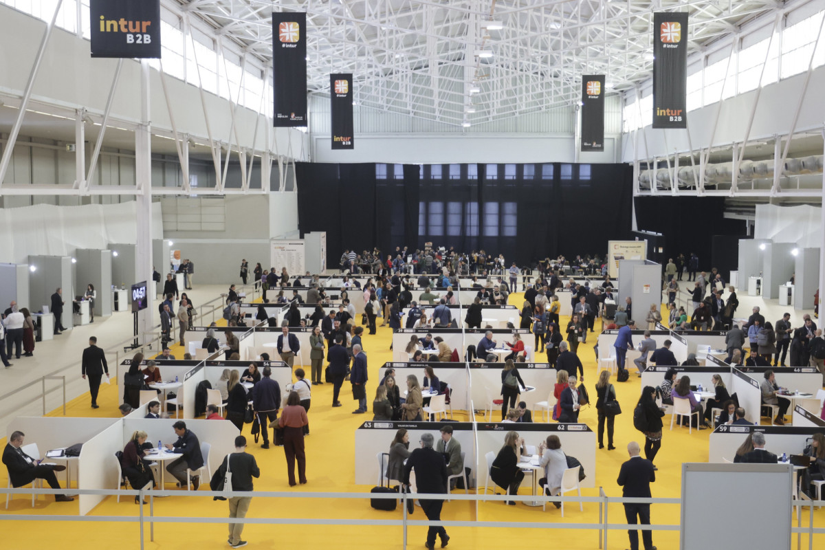 INTUR Negocios 2025: turismo, innovación y negocio en una jornada profesional única 