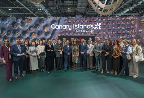 Canarias refuerza su estrategia para captar al turista británico de mayor valor