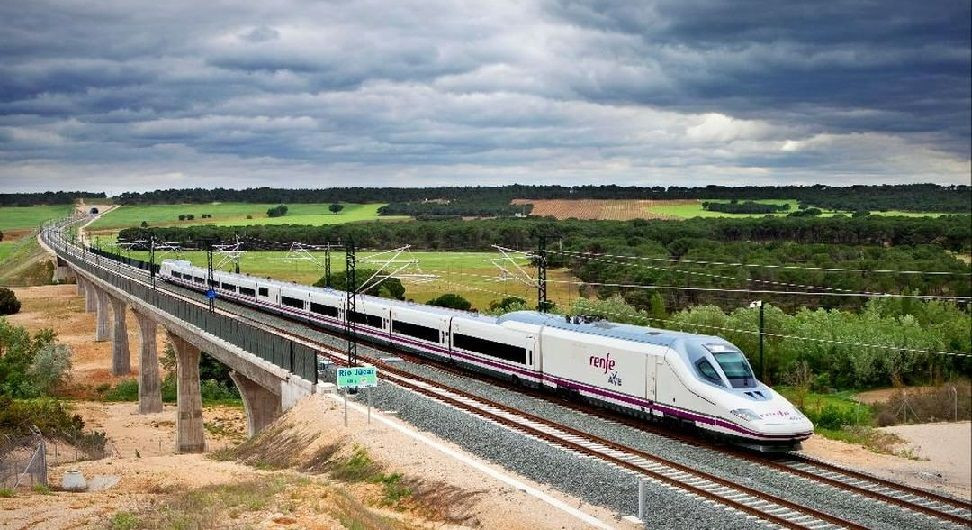 El AVE Madrid-Barcelona alcanzará los 350 Km/h y habrá nuevas estaciones en Madrid