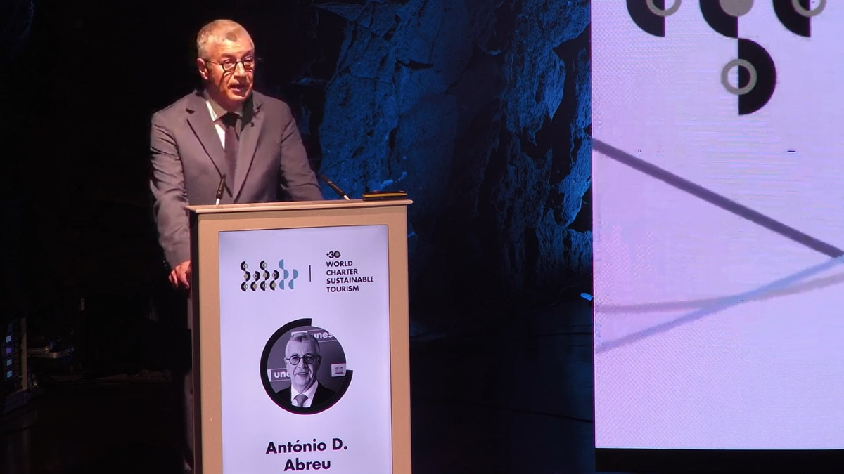 Lanzarote hace un llamamiento mundial para impulsar una nueva hoja de ruta hacia un turismo sostenible