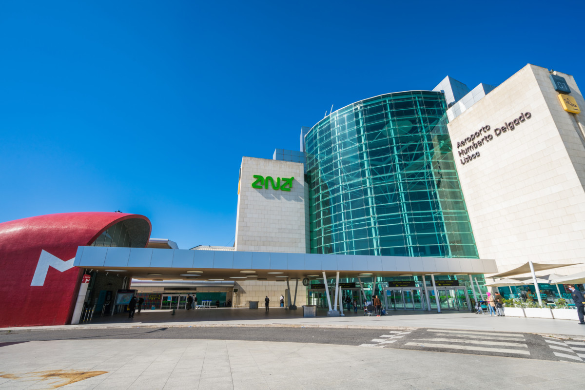 TAP, Iberia y Air Europa reducen y cancelan vuelos ante la huelga general en Portugal