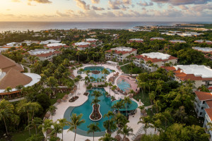 Bahia Principe Grand Tequila abre como un nuevo hotel solo para adultos en Riviera Maya 