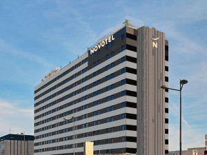 Ibervalles desembarca en Valencia con la compra del hotel Novotel en Nuevo Centro