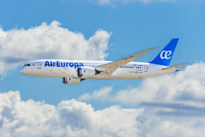 Air Europa amplía hasta febrero la cancelación de sus vuelos a Venezuela