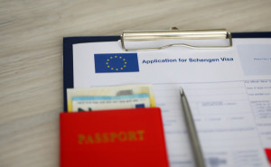 Uno de cada siete visados Schengen fue rechazado en 2024 pese al repunte de solicitudes