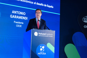 CEOE alerta del "intervencionismo despiadado" del ministerio de Trabajo y del exceso de burocracia 