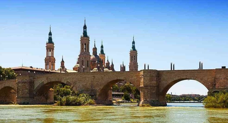 Valencia y Zaragoza marcan el debut de la nueva marca de gama media de Minor 