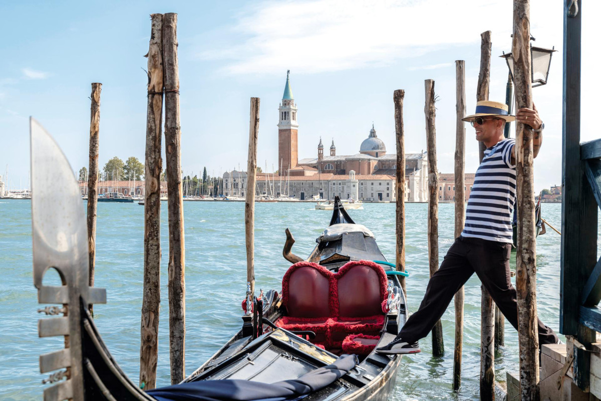 Acercamiento entre gigantes: Jet2 y TUI se al&iacute;an en el terreno de los tours y actividades