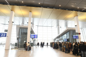 El impacto del caos ferroviario: freno a las reservas y daño reputacional al destino