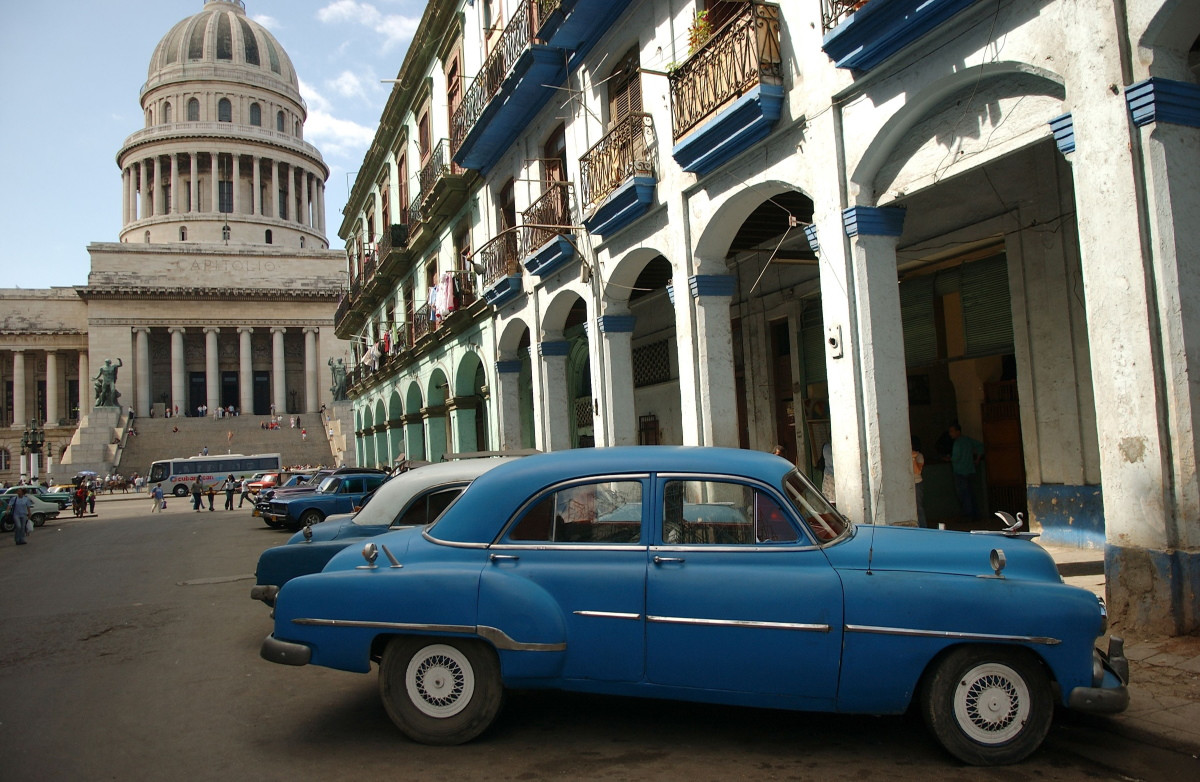 Cuba advierte a las aerol&iacute;neas que no hay combustible para vuelos internacionales