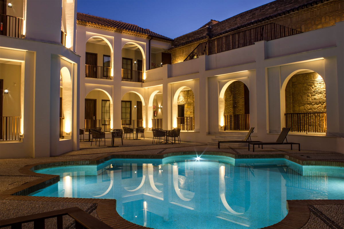 Hosteltur: noticias de turismo para profesionales