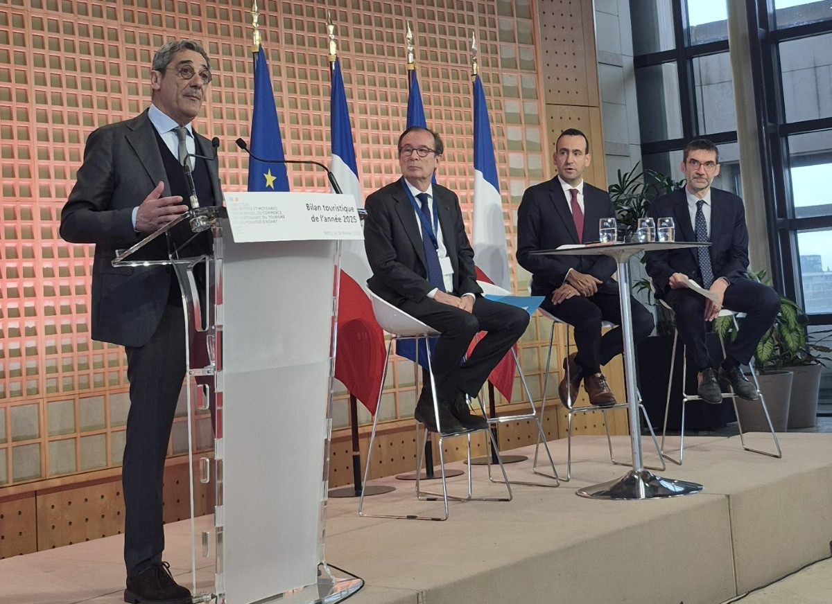 Francia logra la cifra r&eacute;cor de 102 millones de turistas internacionales en 2025 