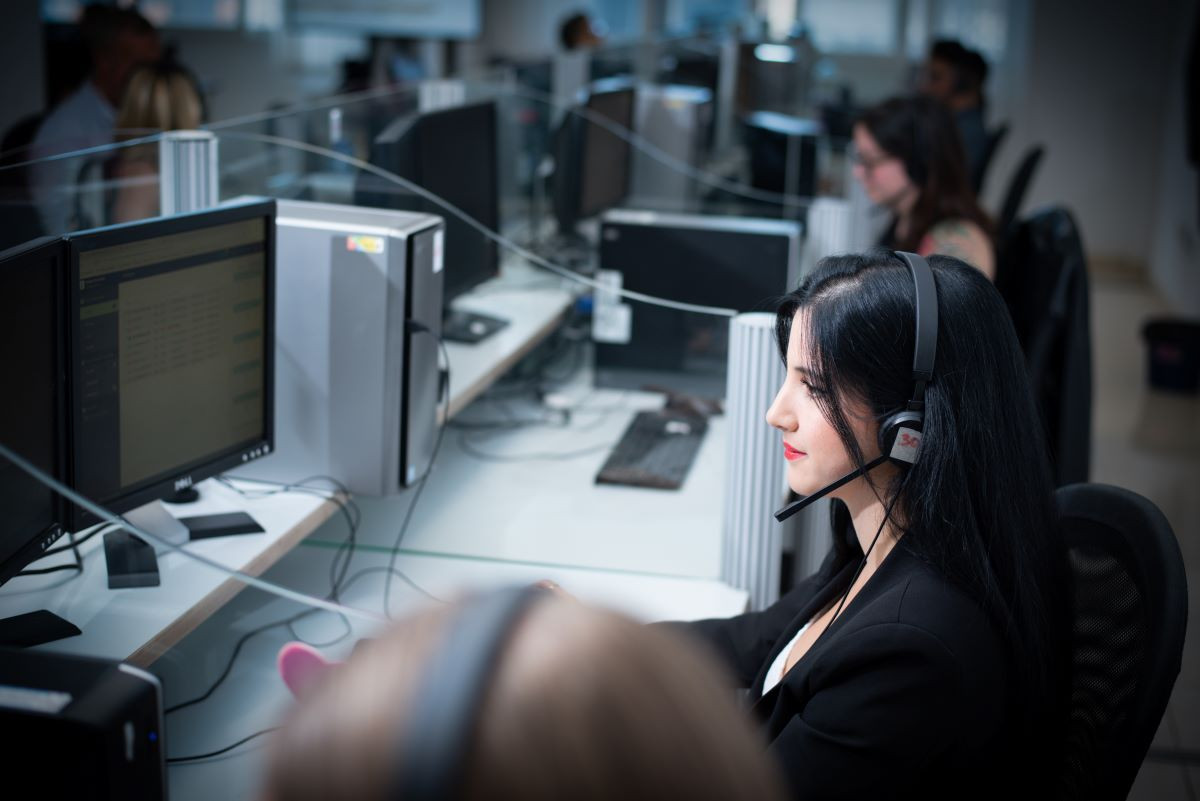 IA y talento humano, estrategia de Roiback para mejorar conversi&oacute;n del canal directo