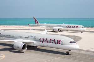 Qatar Airways programa vuelos este lunes y martes para los pasajeros afectados por las cancelaciones