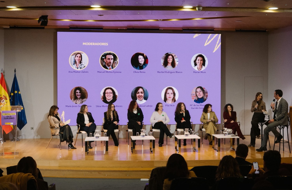 El liderazgo femenino como motor de la transformación del sector turístico
