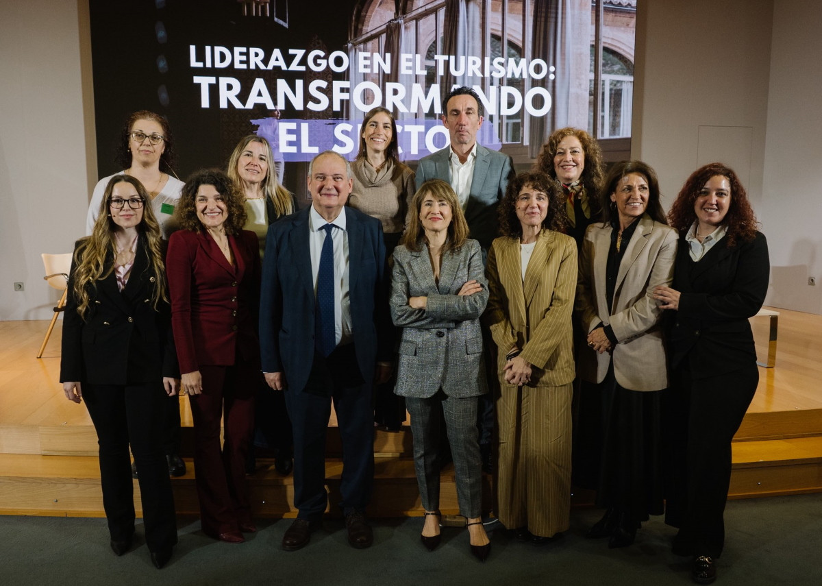 El liderazgo femenino como motor de la transformaci&oacute;n del sector tur&iacute;stico