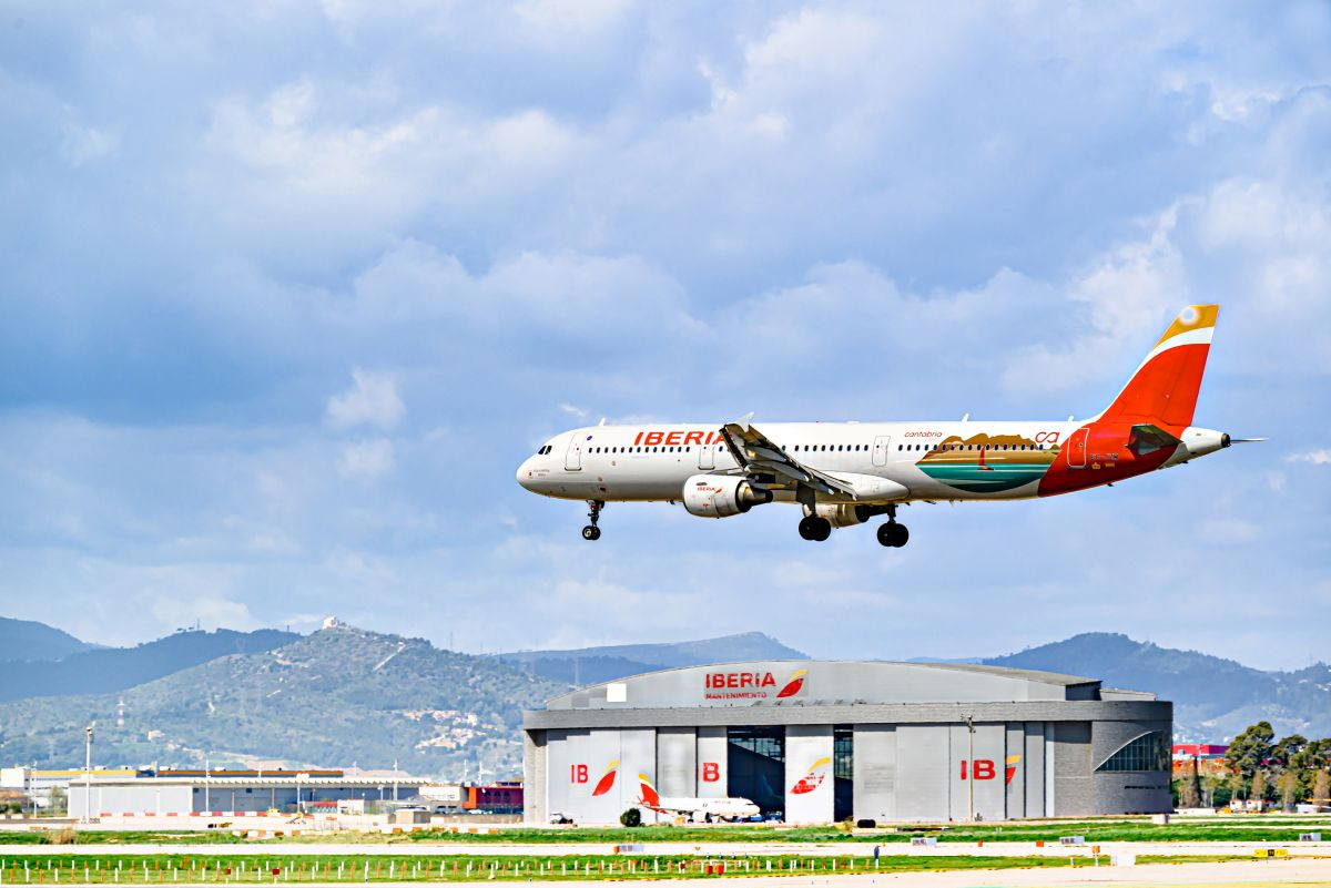 ERE en Iberia: la aerol&iacute;nea propone salidas voluntarias para 996 empleados