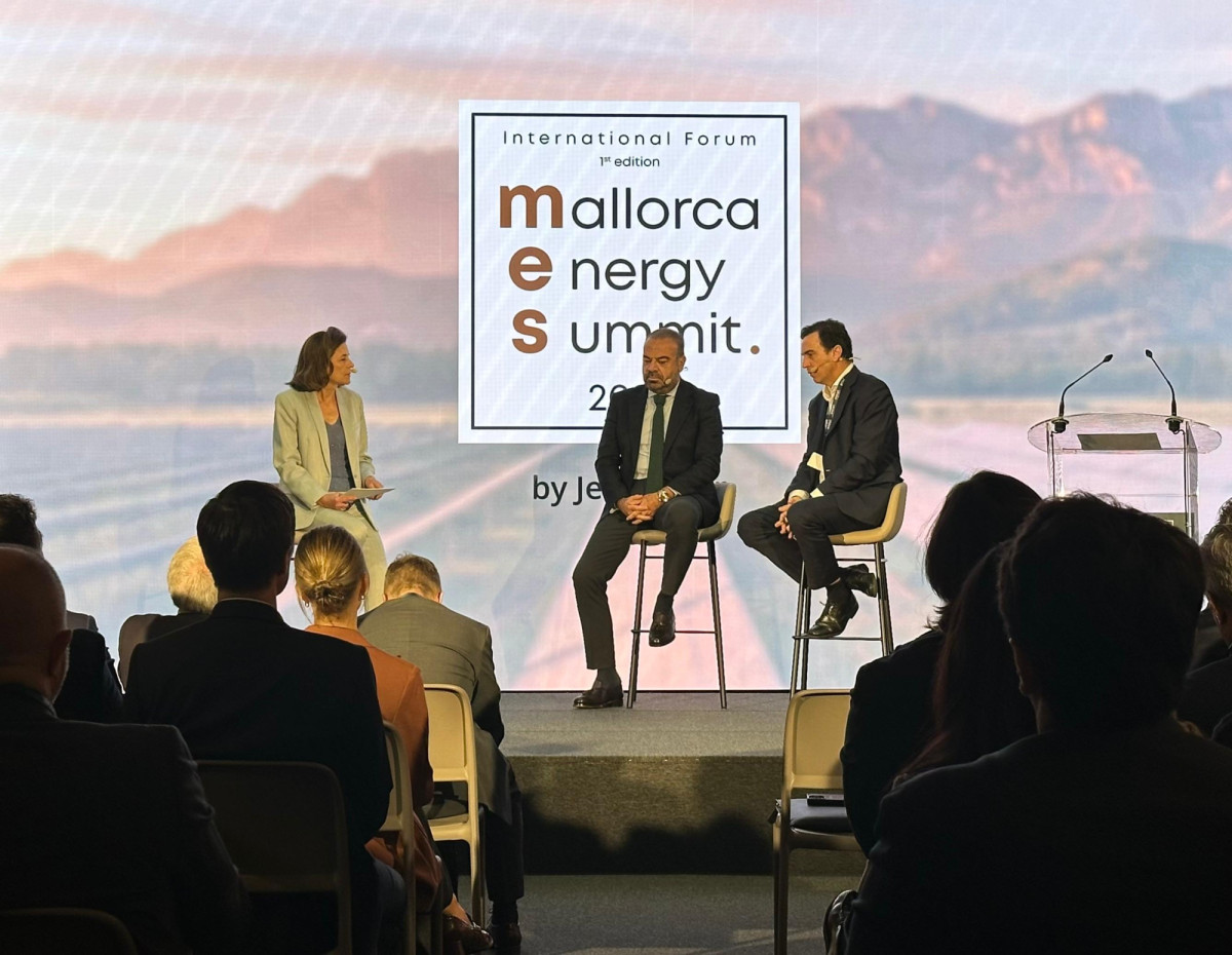 Escarrer alerta: el encarecimiento del avión puede convertir el boom de reservas en un espejismo