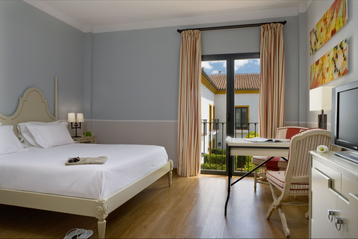 AZZ Hoteles crece en Andaluc&iacute;a con un 4 estrellas en C&aacute;diz