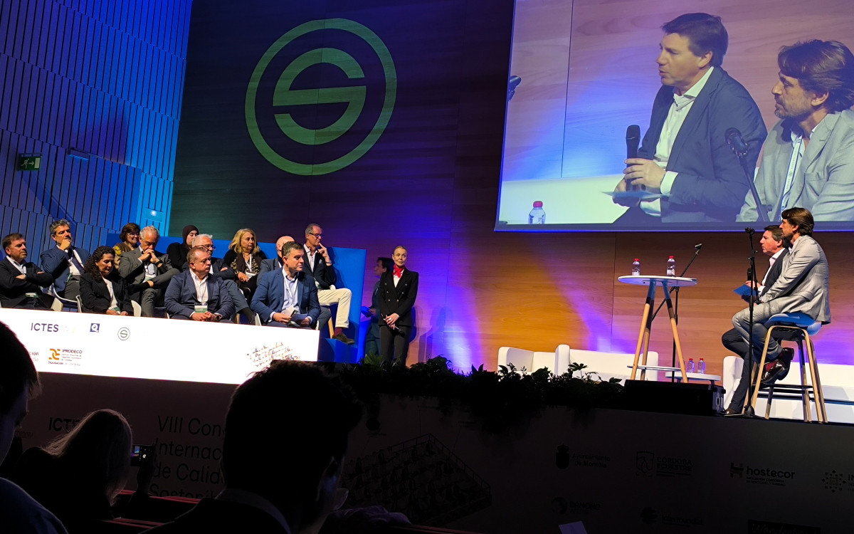 La falta de trabajadores condiciona la temporada: el turismo pone el foco en la gestión migratoria