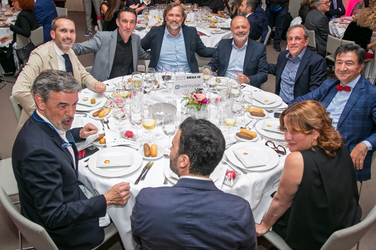 Todos los premios entregados en la Noche del Agente de Viajes Hosteltur 2026