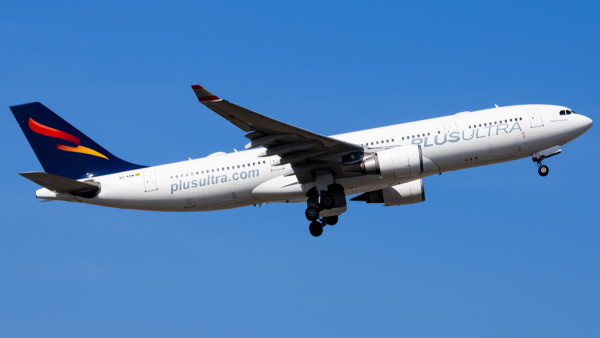 Plus Ultra intensifica su actividad con un 17% más horas de vuelo en 2025, superando las 21.000