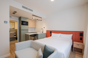 Argis transforma las antiguas oficinas de Metro de Madrid en un flex living