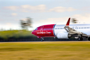Norwegian cierra el primer trimestre del año con una reducción de sus pérdidas