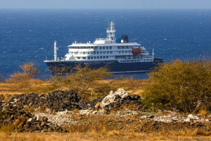 Catorce españoles atrapados en Cabo Verde en el crucero con brote de hantavirus