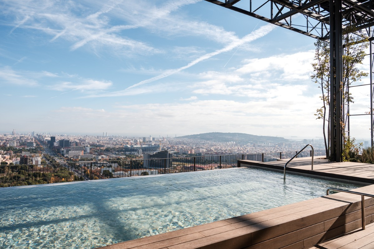 Apertura del Aparto Diagonal Suites en Barcelona promovido por Hines, Sacresa y Jos&eacute; El&iacute;as