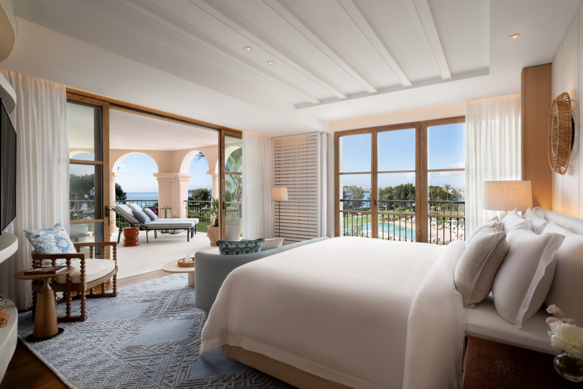 Identidad local y experiencia del hu&eacute;sped: Los pilares del lujo en St. Regis Mardavall Mallorca
