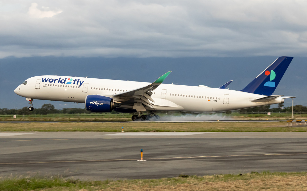 World2Fly suspende la ruta entre Madrid y La Habana