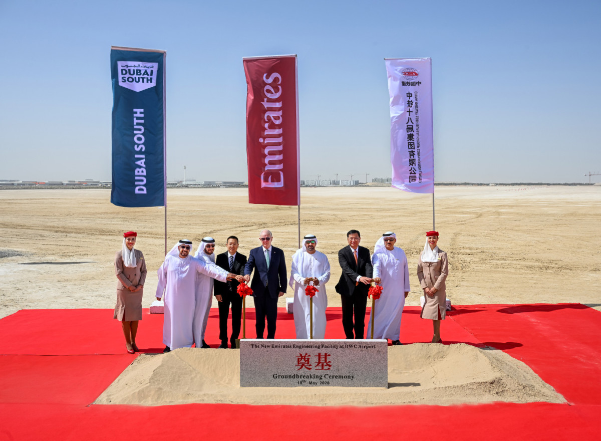 Emirates levanta en Dubai un mastod&oacute;ntico complejo de hangares de mantenimiento