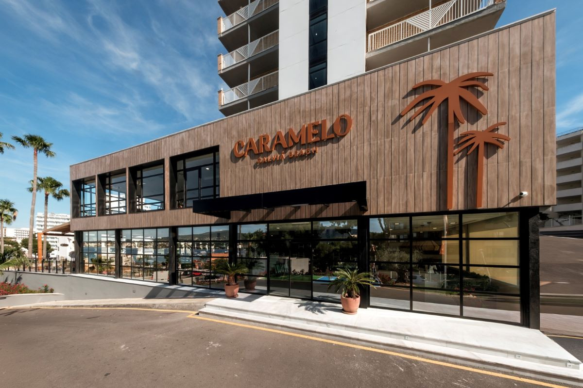 Un nuevo sabor aterriza en Mallorca: abre Caramelo Calvi&aacute; Beach