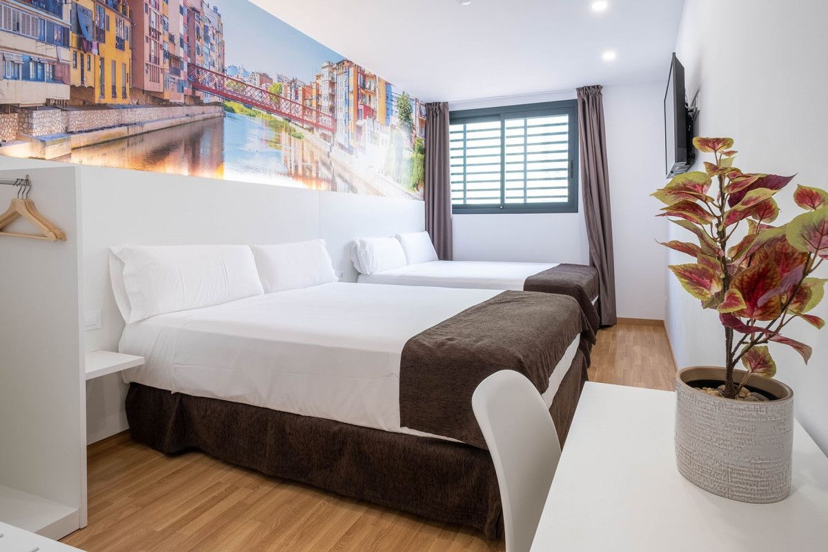 Bestprice reparte acciones entre su plantilla y la incorpora al capital de la hotelera