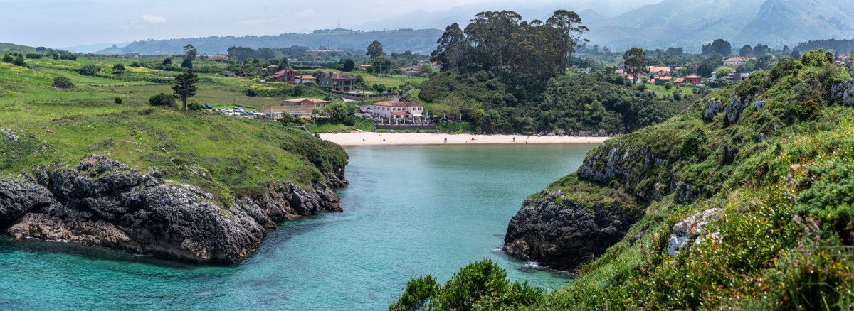 12 playas de Asturias con calidad de agua excelente para ba&ntilde;arse junto al Cant&aacute;brico