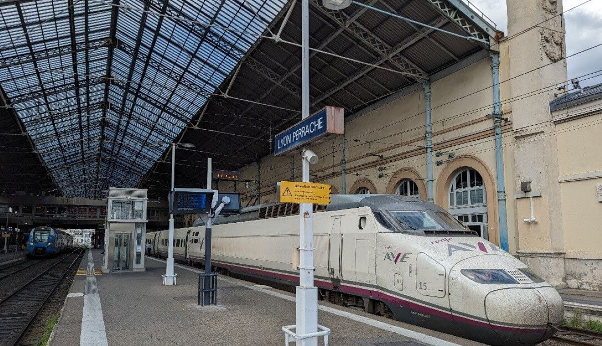 Renfe cruza fronteras: nuevas rutas y alianzas para reforzarse en el mapa ferroviario internacional