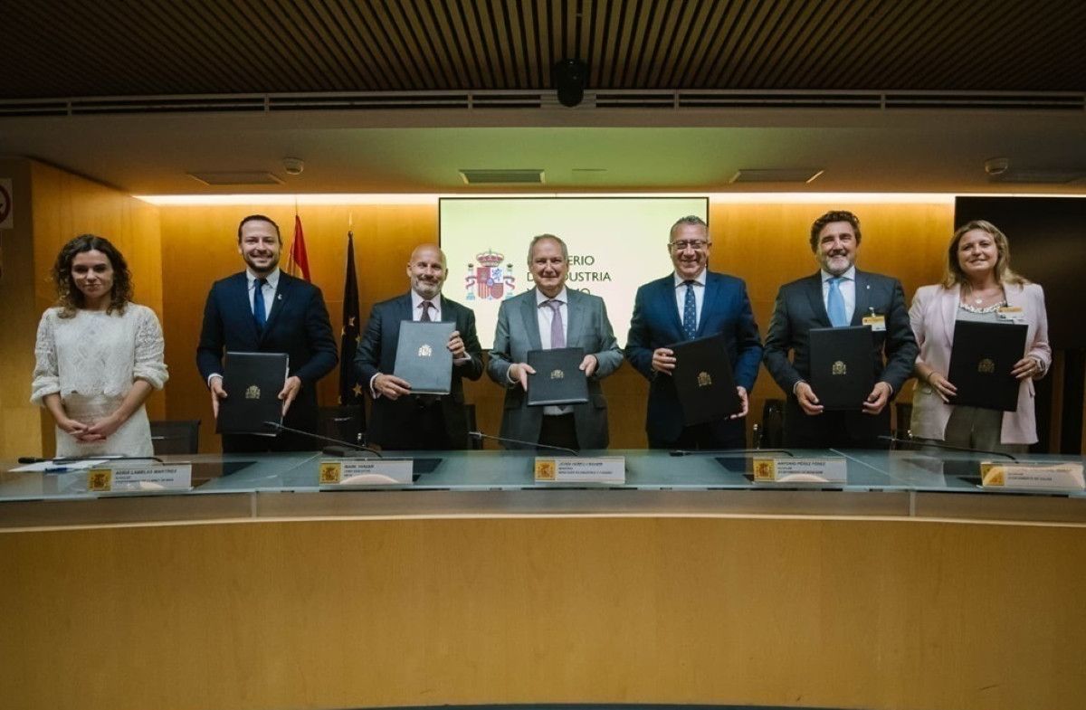 Los municipios tur&iacute;sticos piden participar en las pol&iacute;ticas p&uacute;blicas que dise&ntilde;an el futuro del sector