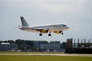 Vueling inicia operativa entre Menorca y Sevilla y Florencia durante los meses de verano