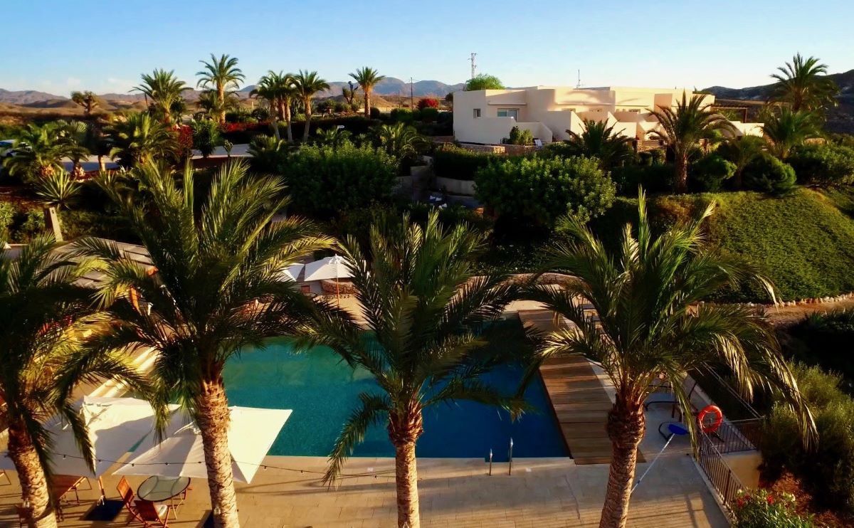 La marca que quiere llevar Cabo de Gata más allá del verano