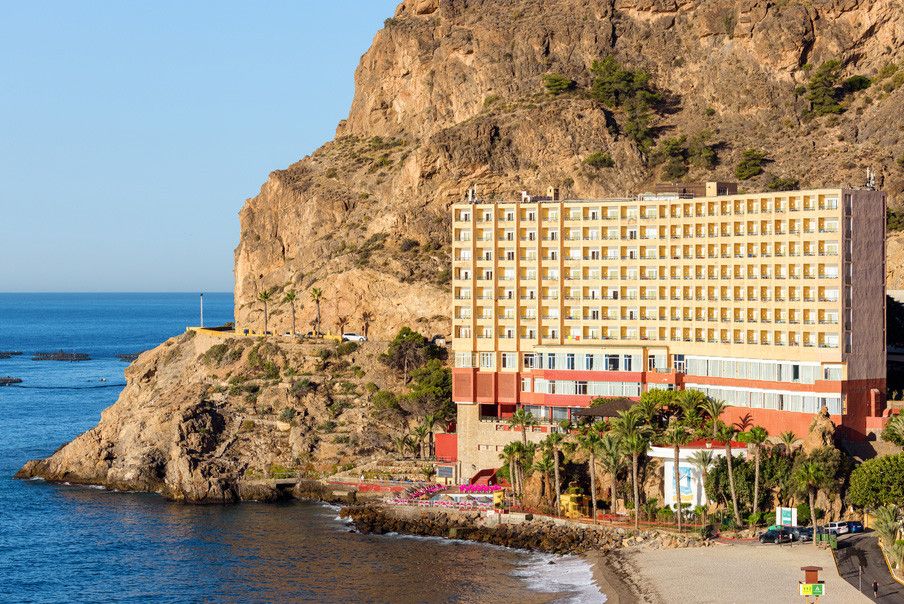 Almer&iacute;a, un viaje entre fortalezas, calas y paisajes de cine