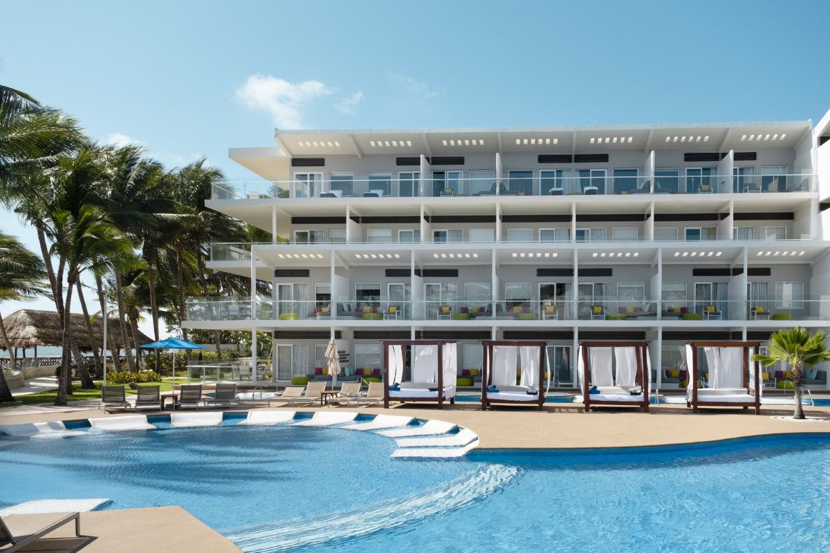 Iberostar en M&eacute;xico: del lujo sutil solo adultos a la complicidad familiar premium